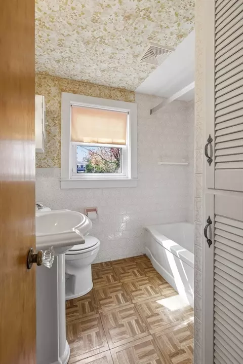 Bath - 9 Brae Rd, Fairhaven, MA 02719 photo 1 of 1