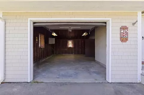 Exterior - 9 Brae Rd, Fairhaven, MA 02719 photo 1 of 6