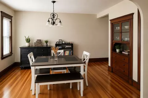 Dining - 293 Cypress St, Brookline, MA 02445 photo 6 of 6