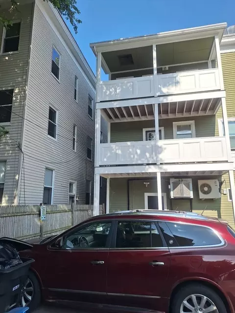 Exterior - 293 Cypress St, Brookline, MA 02445 photo 6 of 8