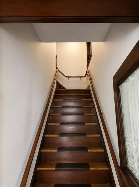 Entry Way - 293 Cypress St, Brookline, MA 02445 photo 6 of 6