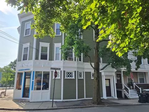 Exterior - 293 Cypress St, Brookline, MA 02445 photo 3 of 8