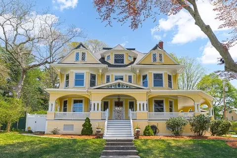 112 Highland Ave, Winchester, MA 01890