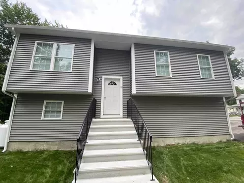 18 Sherer Trl, Worcester, MA 01603