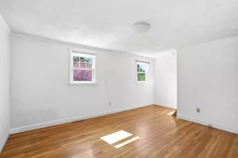 Bedroom - 3 Fairway Dr, Canton, MA 02021 photo 5 of 5