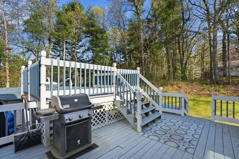 Exterior - 3 Fairway Dr, Canton, MA 02021 photo 5 of 7