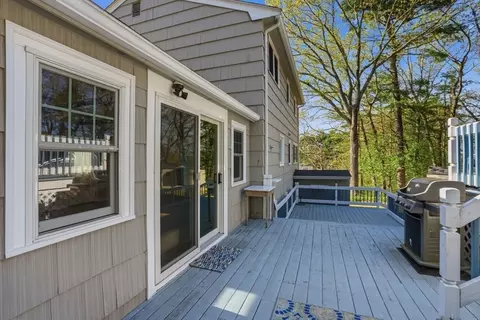 Exterior - 3 Fairway Dr, Canton, MA 02021 photo 4 of 7