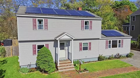 45 First St, Chelmsford, MA 01824