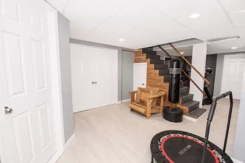 Entry Way - 44 Schley St, Chicopee, MA 01020 photo 1 of 1