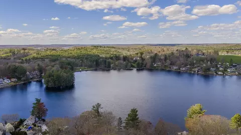 132 Paxton Rd, Spencer, MA 01562
