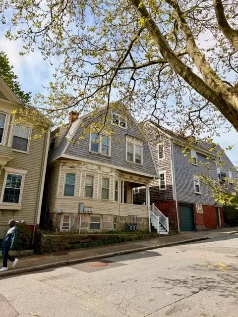 108 School St, New Bedford, MA 02740