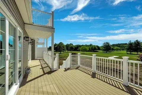 51 Cape Club Dr, Sharon, MA 02067