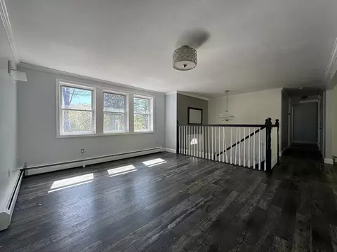 Living - 177 Gore Rd, Webster, MA 01570 photo 3 of 5