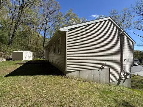 Exterior - 177 Gore Rd, Webster, MA 01570 photo 4 of 9