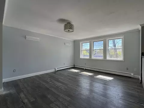 Living - 177 Gore Rd, Webster, MA 01570 photo 2 of 5