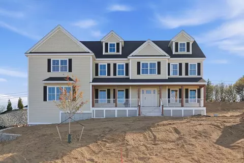 16 Couture Way, Middleton, MA 01949