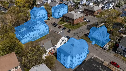 28 Richardson Cir, Framingham, MA 01702