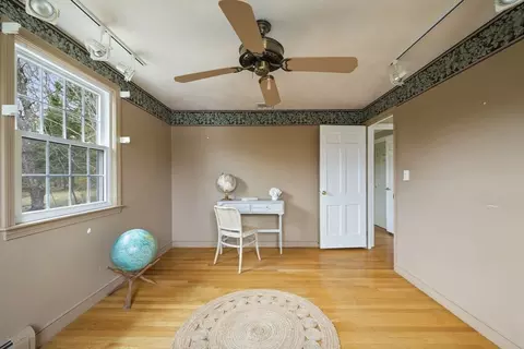 Bedroom - 115 Pilgrim Rd, Braintree, MA 02184 photo 4 of 7