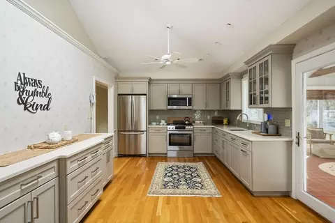 Kitchen - 115 Pilgrim Rd, Braintree, MA 02184 photo 1 of 4