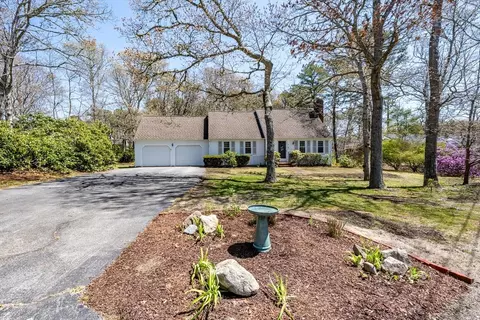 12 Fairway Dr, Dennis, MA 02641