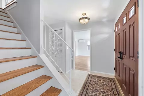 Entry Way - 14 Lomas Dr, Framingham, MA 01701 photo 1 of 2