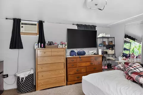 Bedroom - 2 Mill St, Beverly, MA 01915 photo 2 of 6