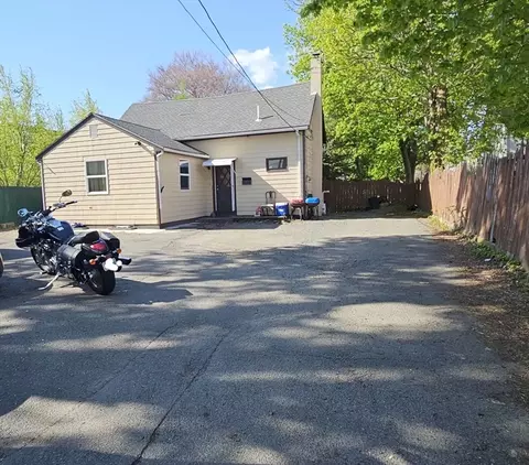 2 Mill St, Beverly, MA 01915