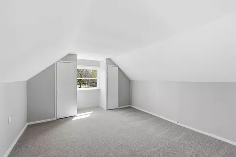 Bedroom - 118 Surrey Rd, Springfield, MA 01118 photo 7 of 10