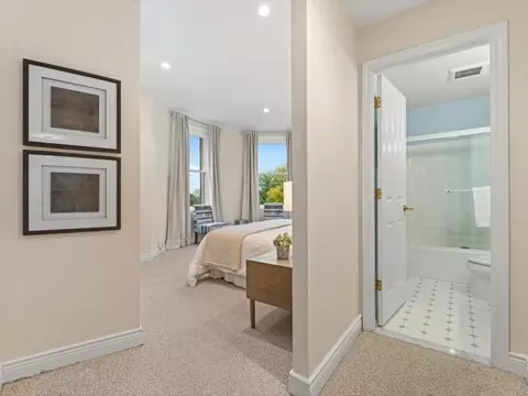 4 Charlesgate E #404, Boston, MA 02215 photo 12
