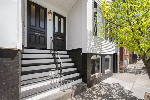 83 High St, Charlestown, MA 02129
