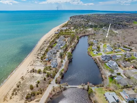 View/Area - 21 Uncatena Rd, Mashpee, MA 02649 photo 7 of 11