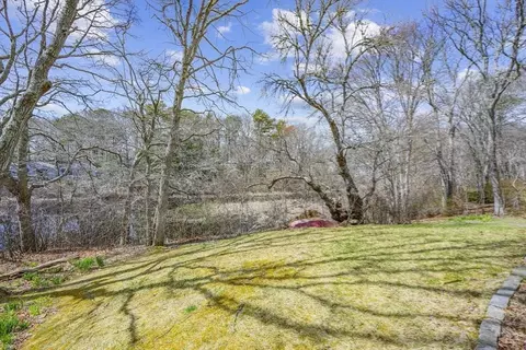 Exterior - 21 Uncatena Rd, Mashpee, MA 02649 photo 4 of 6