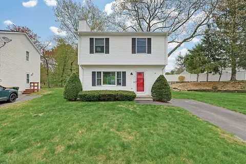 3 Jrs Ln, Franklin, MA 02038