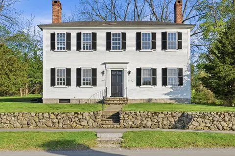 198 South St #A, Hingham, MA 02043