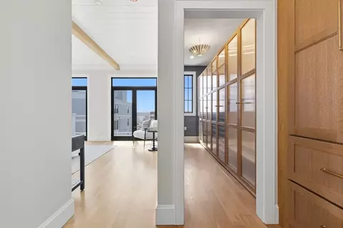 Entry Way - 847 E 5th St #2, Boston, MA 02127 photo 4 of 4