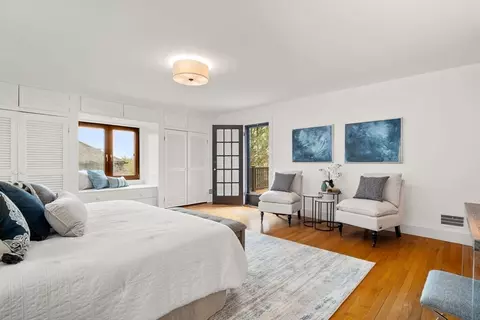 Bedroom - 110 Wallis Rd, Brookline, MA 02467 photo 1 of 1