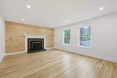 77 Dover Rd, Millis, MA 02054 photo 8