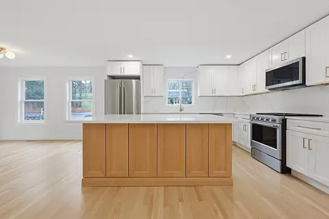 77 Dover Rd, Millis, MA 02054 photo 4