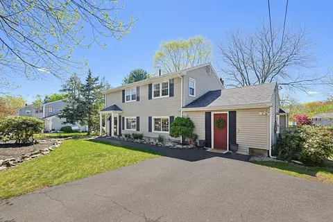 Exterior - 18 Anchorage Rd, Franklin, MA 02038 photo 2 of 7