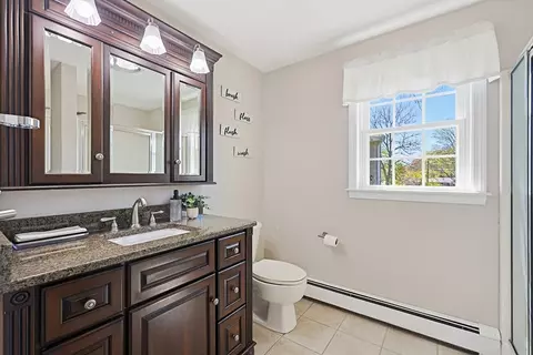Bath - 18 Anchorage Rd, Franklin, MA 02038 photo 2 of 3