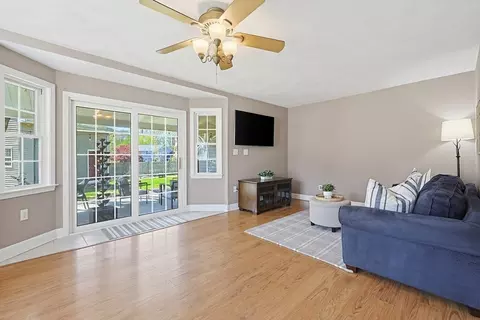 Living - 18 Anchorage Rd, Franklin, MA 02038 photo 3 of 4