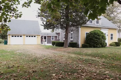 385 Bridge Rd, Eastham, MA 02642