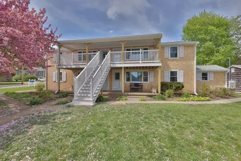124 Skiff Ave #A-11, Tisbury, MA 02568