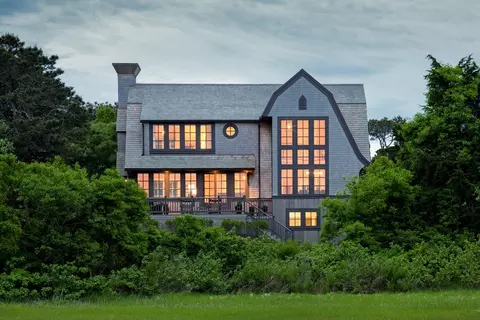 30 Indian Trl, Chatham, MA 02633