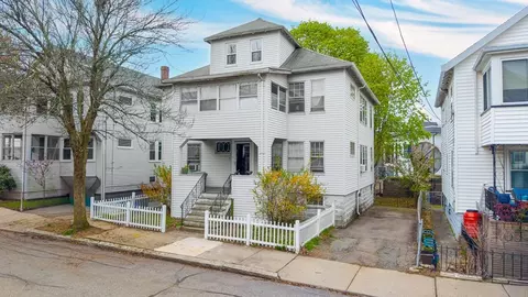 52 Sterling St, Somerville, MA 02144