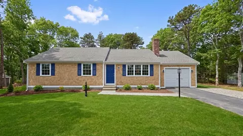 29 Timber Ln, Dennis, MA 02641