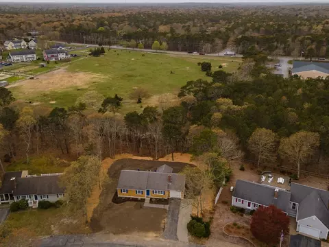 View/Area - 29 Timber Ln, Dennis, MA 02641 photo 2 of 5