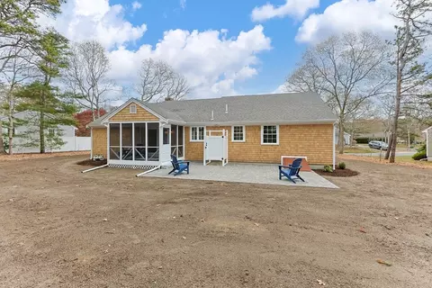 Exterior - 29 Timber Ln, Dennis, MA 02641 photo 9 of 10
