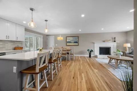 Kitchen - 29 Timber Ln, Dennis, MA 02641 photo 6 of 7