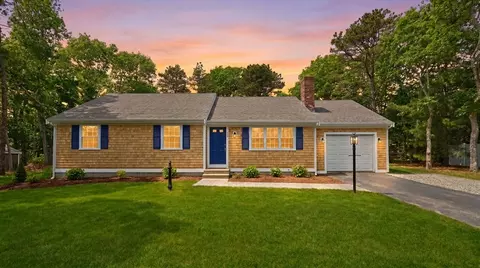 Exterior - 29 Timber Ln, Dennis, MA 02641 photo 2 of 10